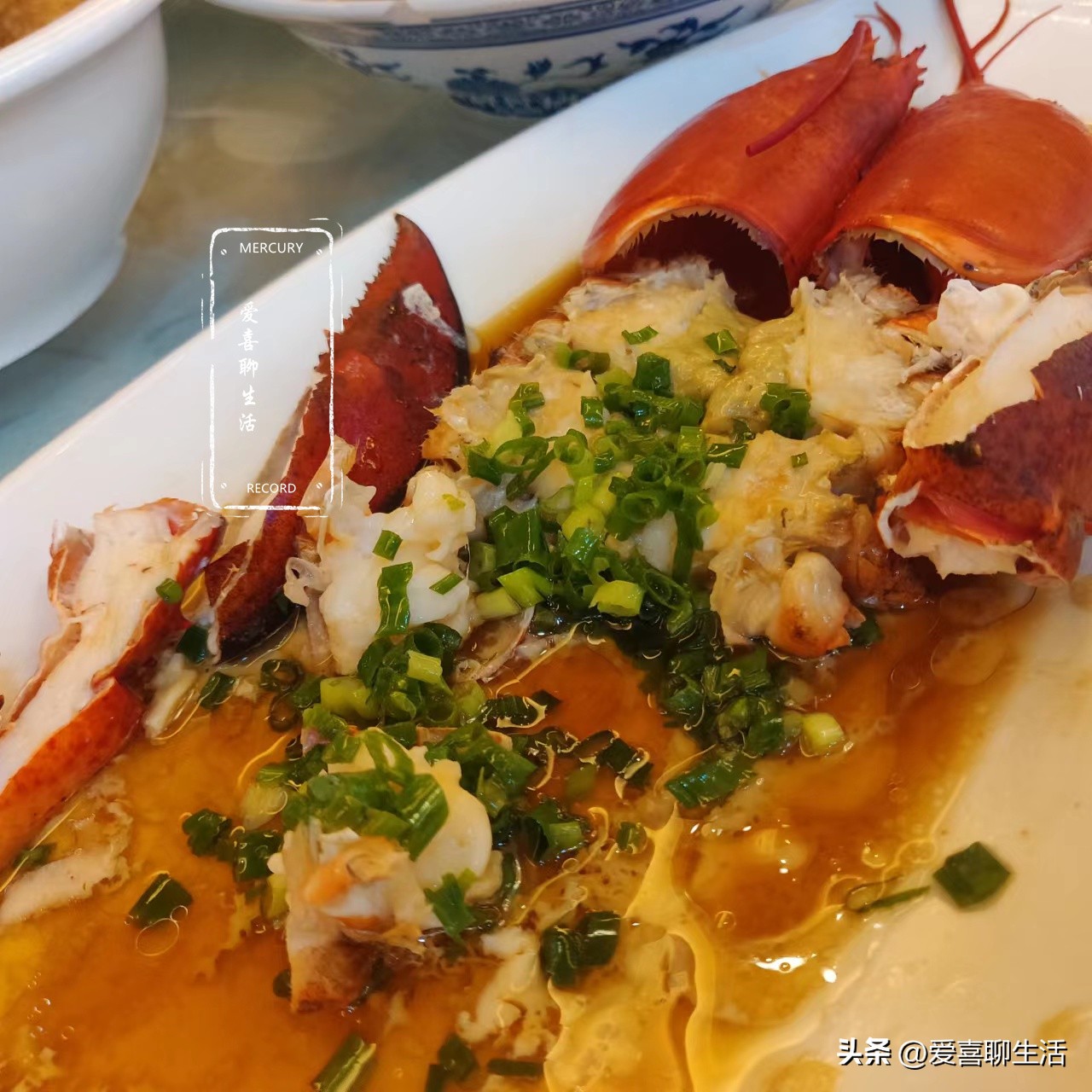 国庆喝喜酒，随礼860真值，38道大餐晒圈火了，网友：能过来吃吗