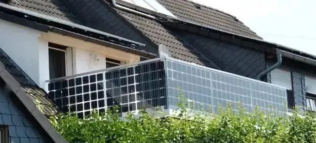 家里阳台可以安装太阳能,阳台上装太阳能发电板