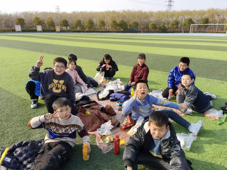 温馨陪伴快乐无限——东台创新小学留校学生的假期生活