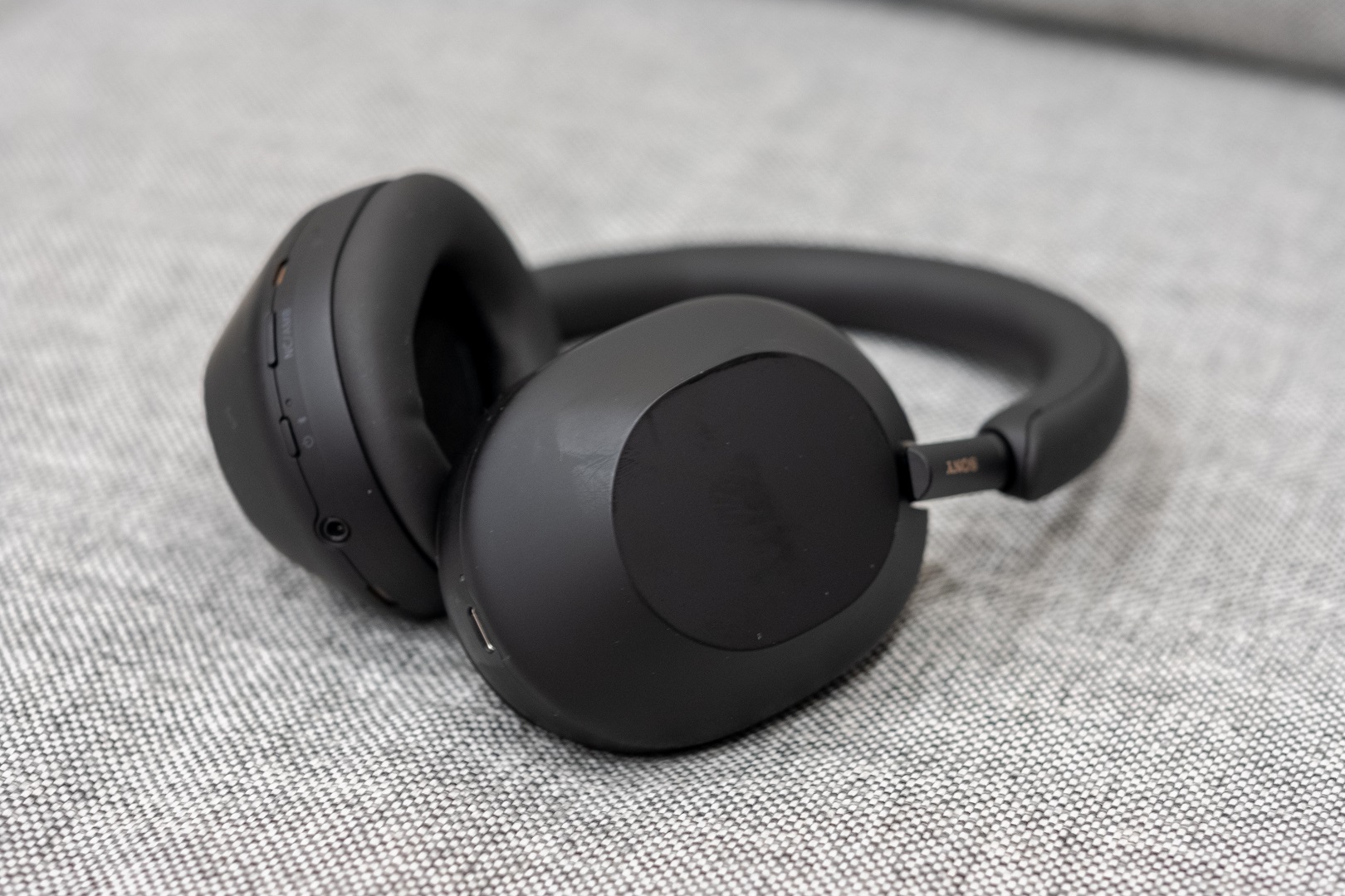 sony降噪耳机wh1000xm5,索尼降噪耳机wh-1000xm4测评