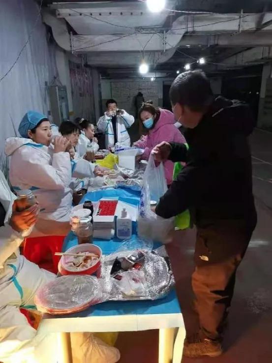 中央电视台李文亮医生全部视频,钟南山等专家谈李文亮医生的事迹