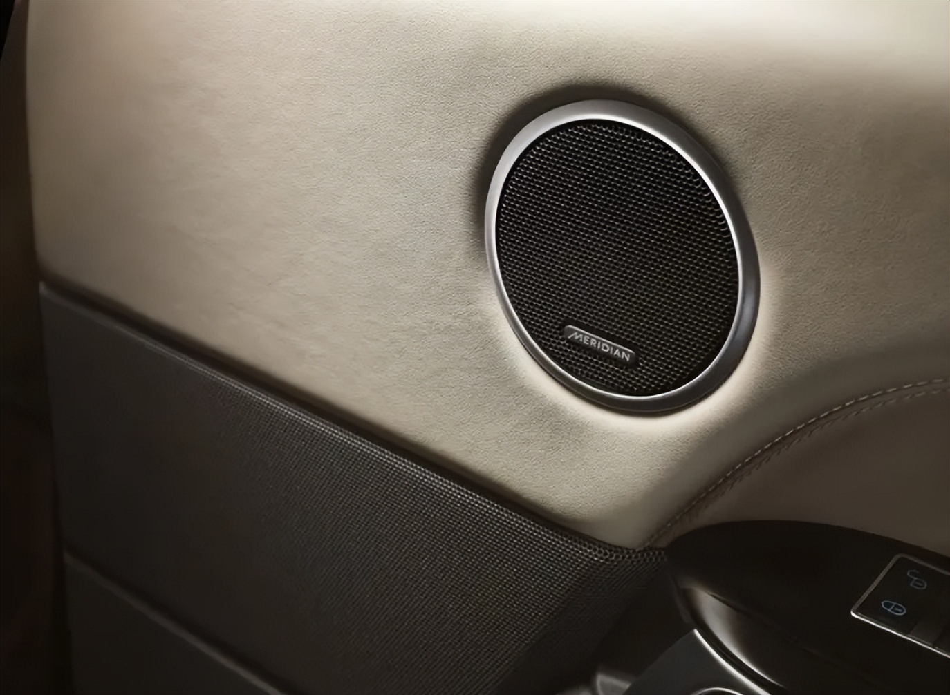 捷豹普通音响和英国之宝的区别,捷豹英国之宝音响是什么级别