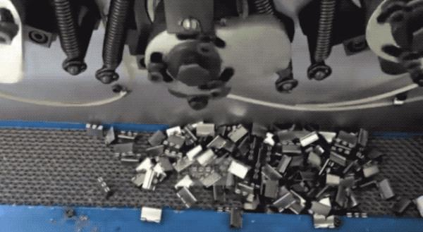 燕尾夹怎么用视频教程,长尾夹组合方法