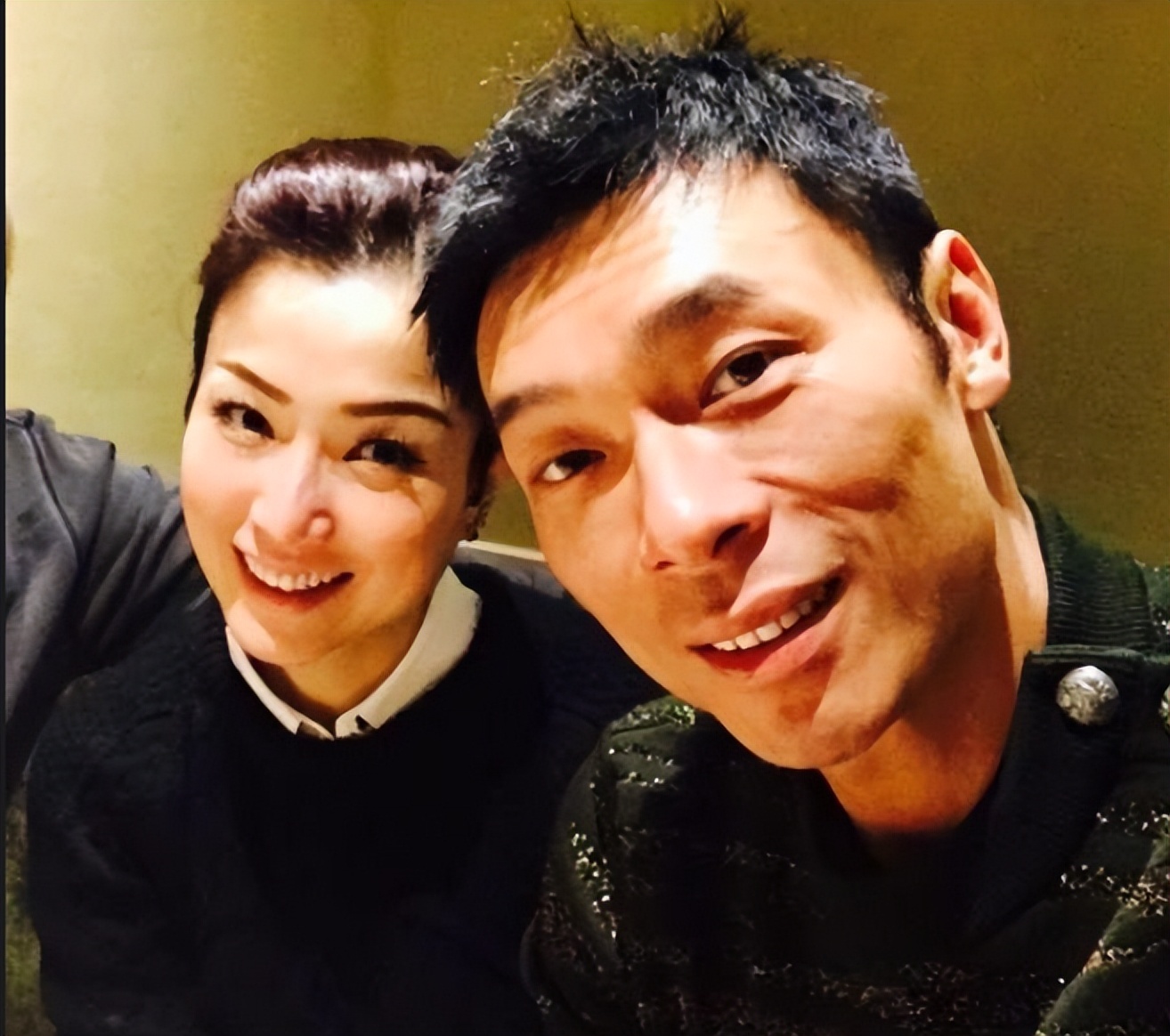 狂揽*钟金**奖、歌坛天后、美艳亲王，她们貌美有才却被伴侣无情伤害