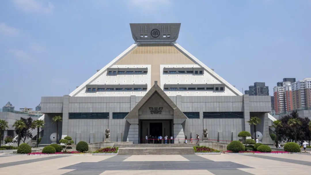 雨天的郑州适合到哪玩,雨天郑州可以去哪游玩晚上