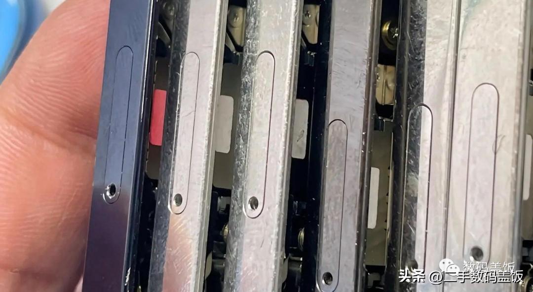 华强北精仿苹果14,iphone14飞线换排线