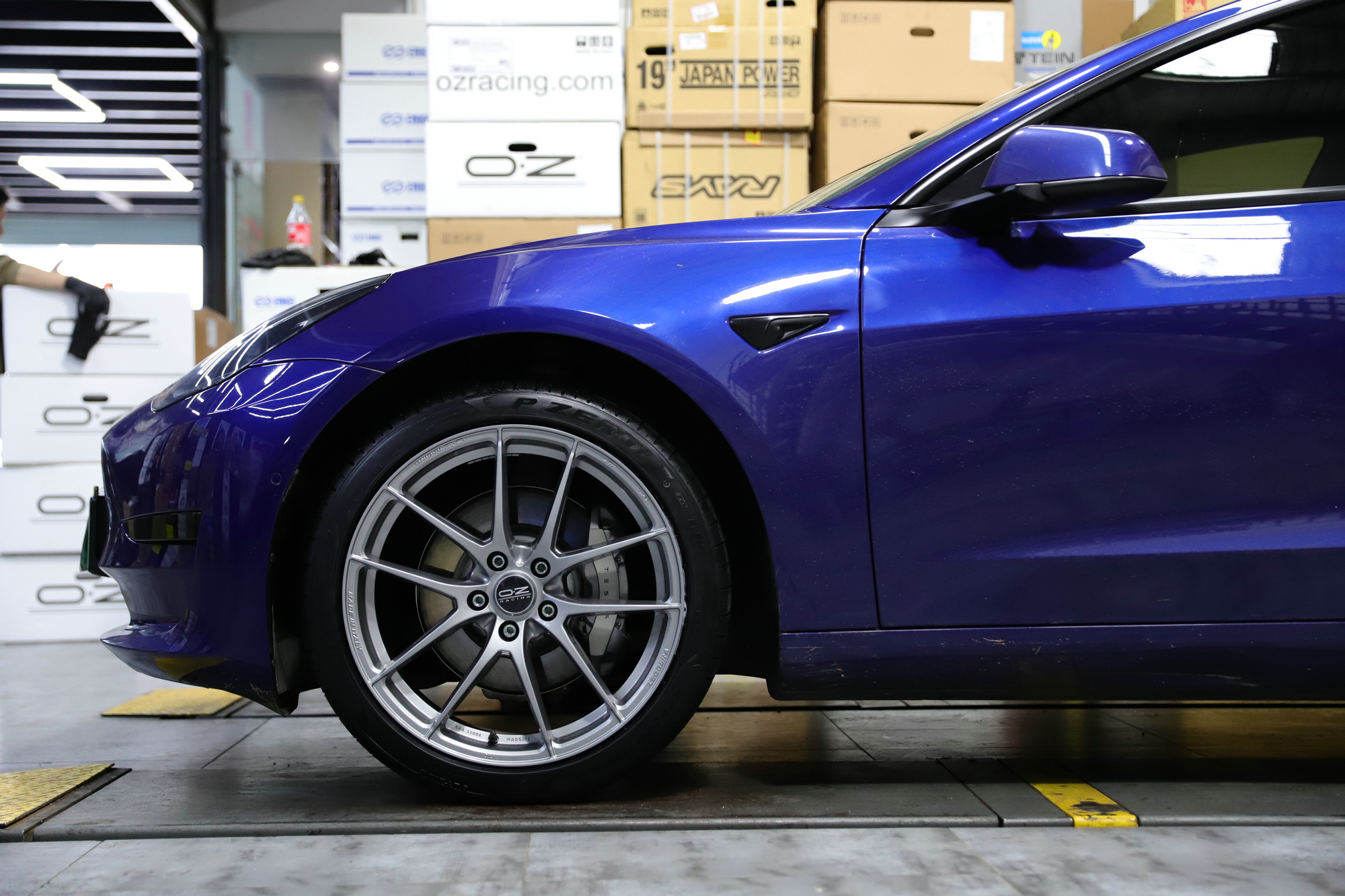 特斯拉model3改装models21寸轮毂,2021特斯拉model3改装案例