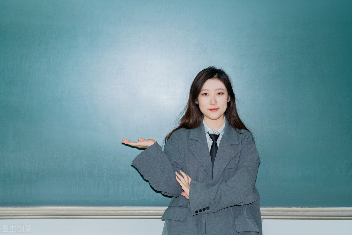 郑可儿诗选：桂花树下的飘香教师节,7首