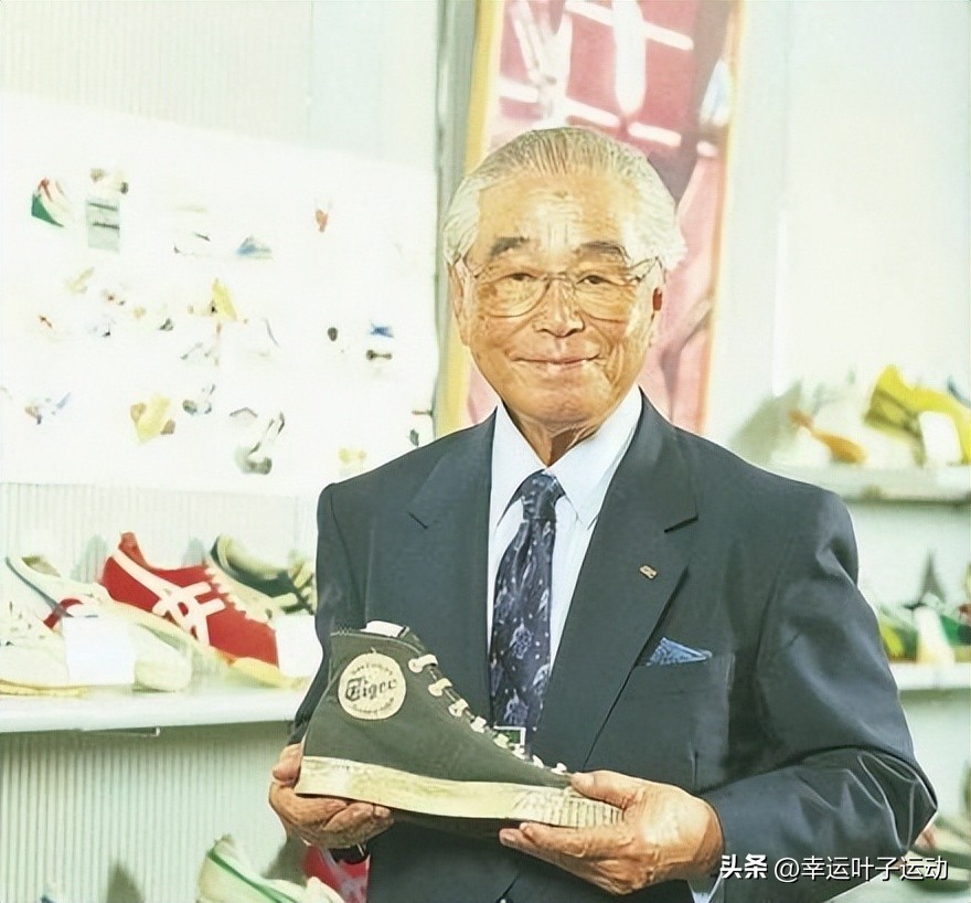 亚瑟士为什么被称跑鞋之王,亚瑟士为什么称为跑鞋之王