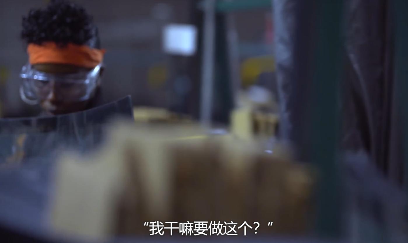 美国工厂流水线工人一个月多少钱,美国穷人上班