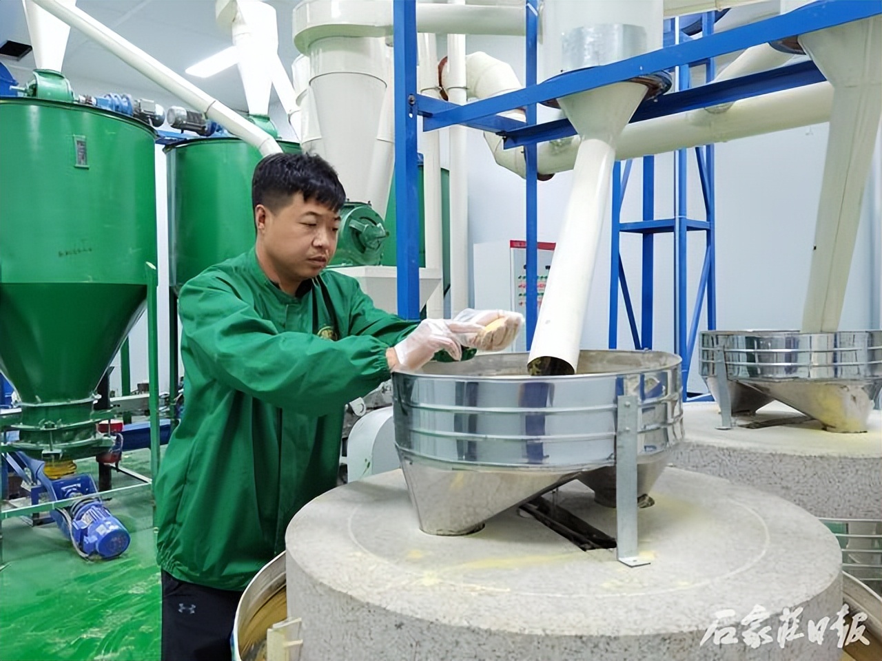 靠一张煎饼助力村民实现乡村振兴梦——访“河北青年五四奖章”获得者高伟栋