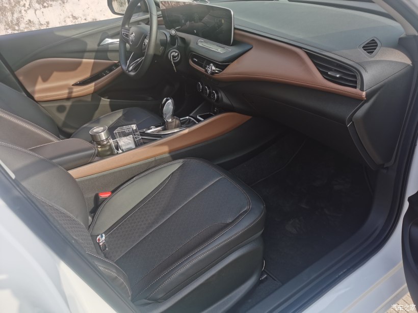 别克威朗pro送的赠品,威朗pro八件套