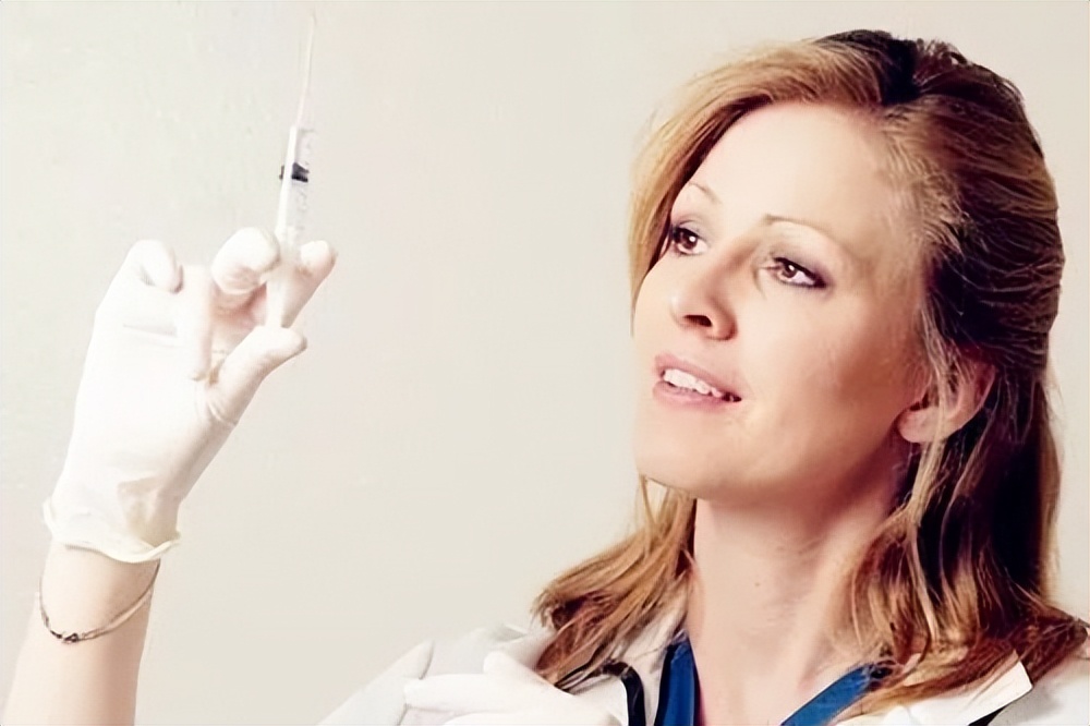 试管婴儿促排失败后怎么办,试管婴儿促排期间测不到强阳