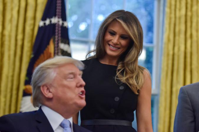 美国前“第一夫人”：拍摄的大尺度裸照流出，多次甩给川普脸色看