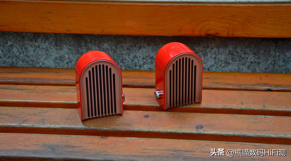 户外旅行神器，分体式TWS无线蓝牙音响艾刻iKKOITS02评测