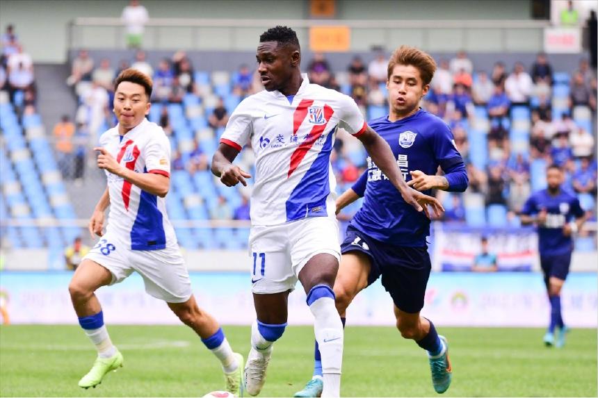 上海申花1:4惨败后场,上海申花战胜深圳晋级四强