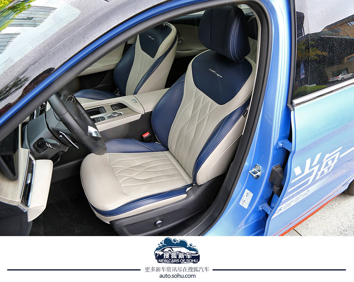 奇瑞艾瑞泽8对比长安uni-v,奇瑞艾瑞泽82.0t试驾