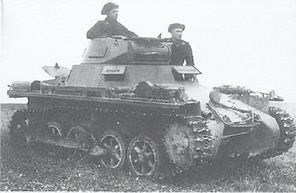 日耳曼步兵战车,德国日耳曼铁骑