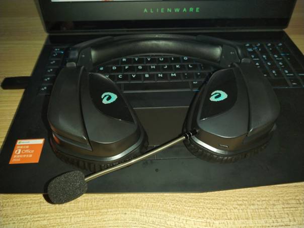 达尔优a710无线耳机打游戏必备,达尔优A710游戏耳机