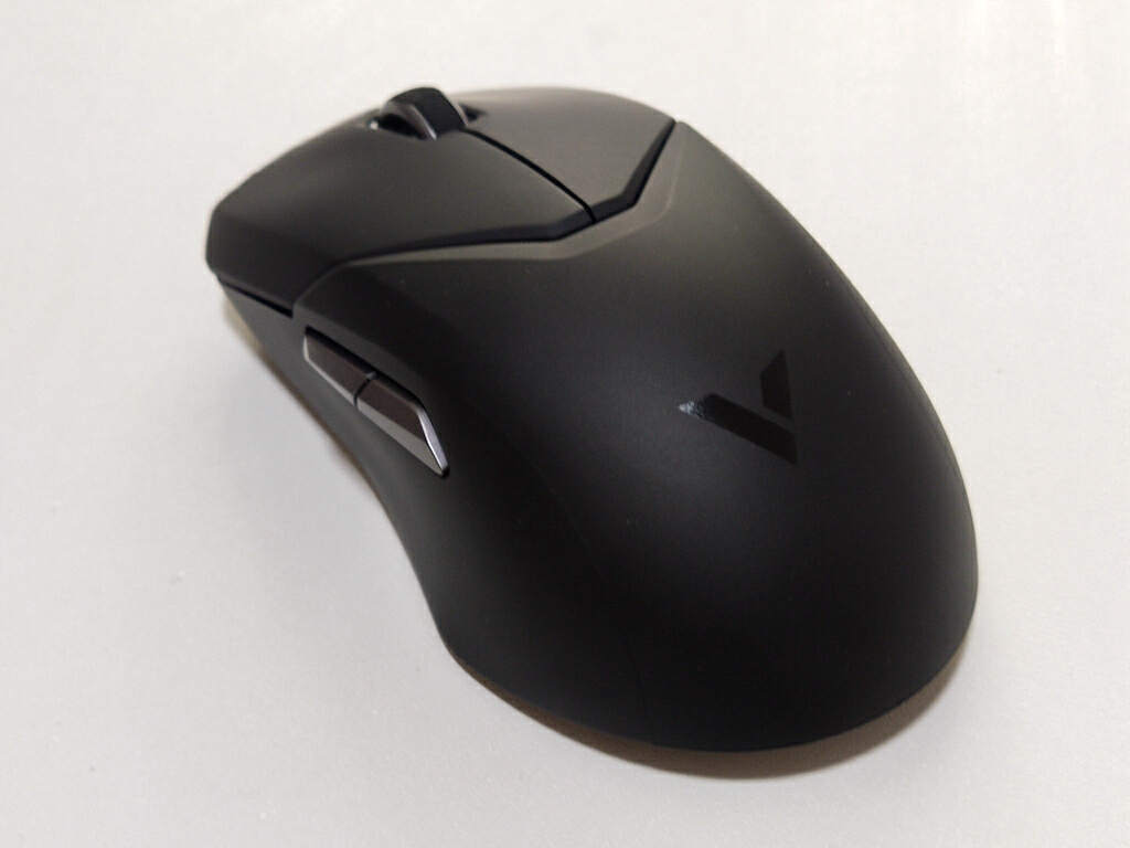 小巧灵敏黑科技雷柏vt9pro鼠标,雷柏rapoovt9pro无线游戏鼠标