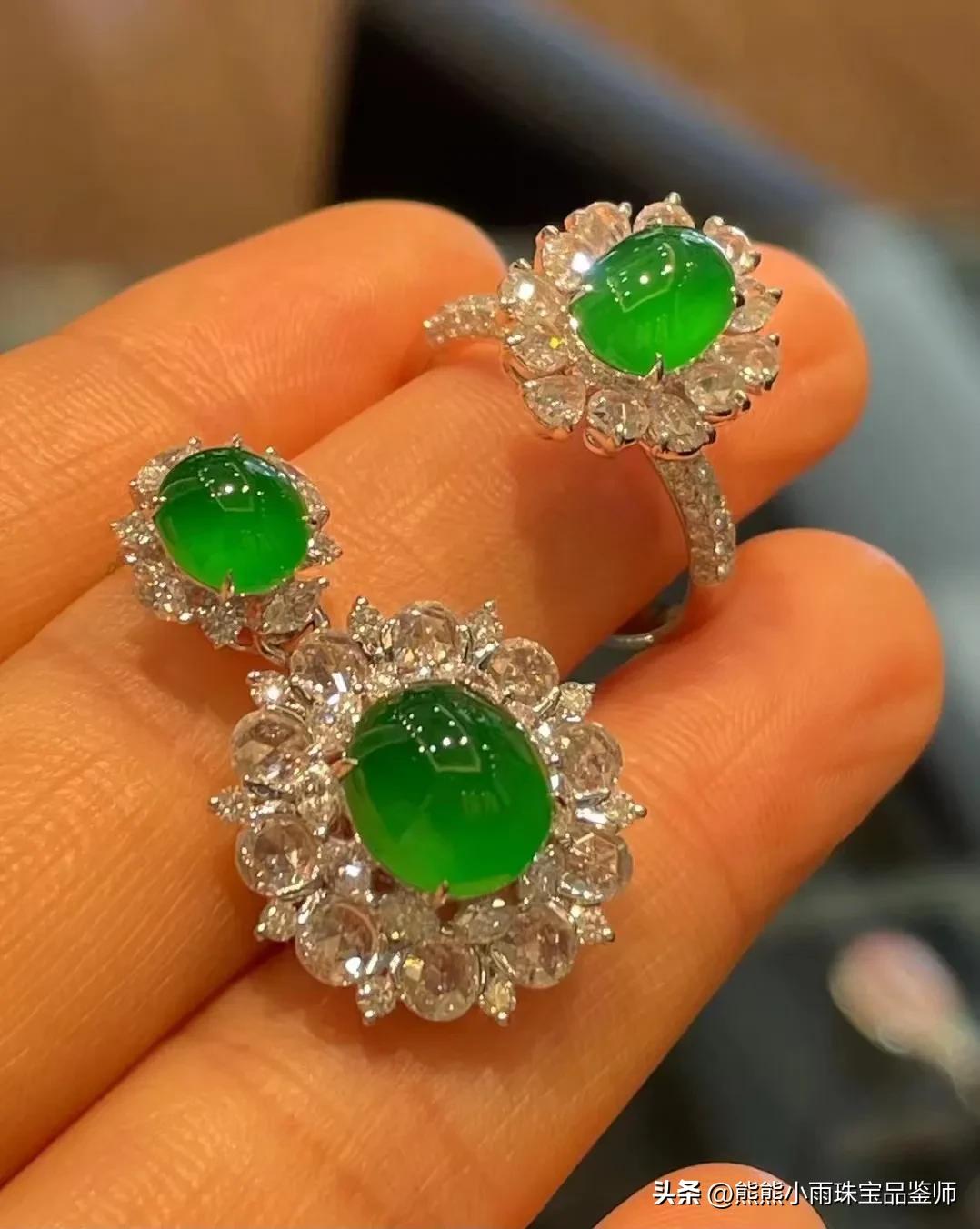 网上卖的戒指是真的吗,网上买的100多块金戒指是真的吗