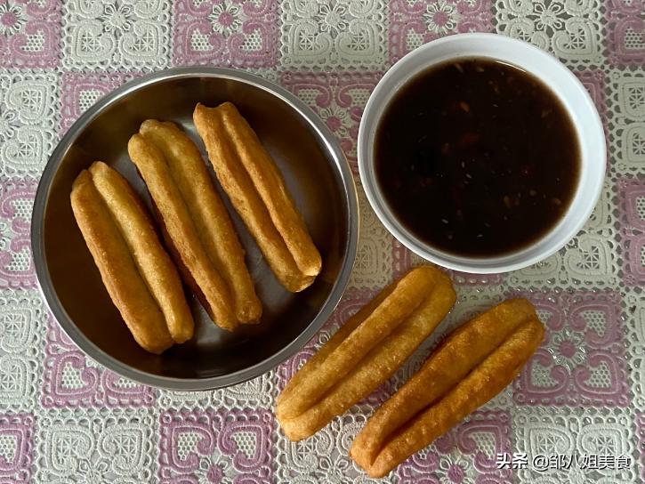 油条专用面粉炸油条的方法,炸油条要怎么发面才能炸出油条来