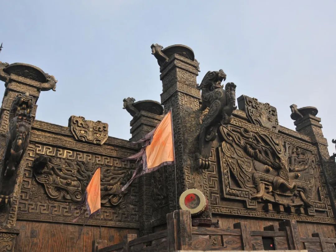 跨界“劈了叉”？三国赤壁景区母公司湖北嘉禾投资被执行超七千万