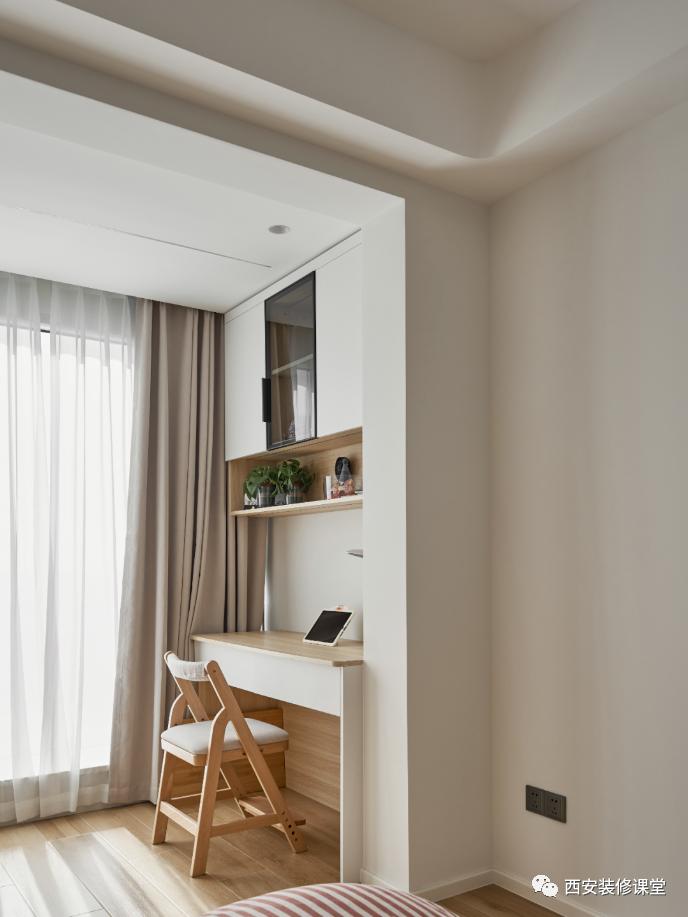 三房二厅北欧原木,130平方三室一厅轻奢极简