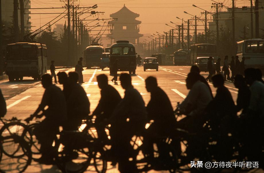 1984年的北京城，皇城根儿下的日常影像
