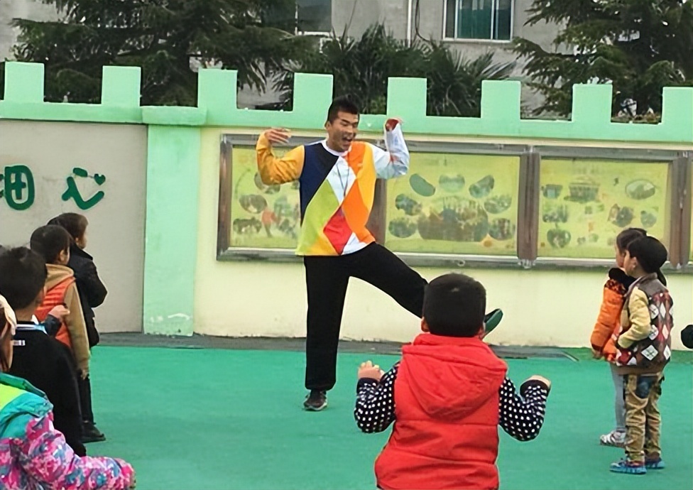 黑桃A幼儿可以唱吗,黑桃a儿歌引争议