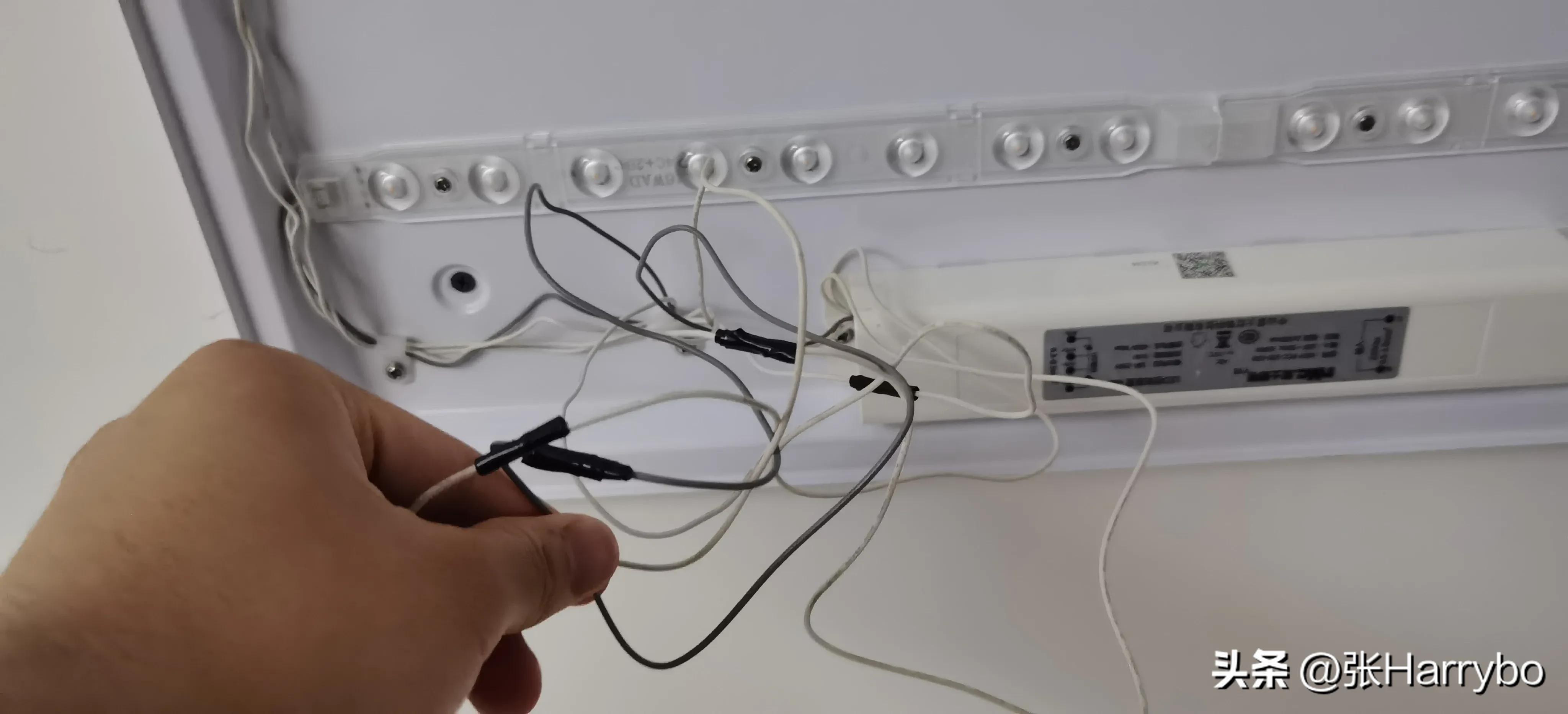 最近家用led客厅灯频繁烧坏的原因,客厅led灯三种常见故障及解决方法