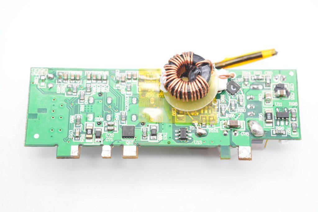 哈曼卡顿infinitylab65w,哈曼卡顿琥珀便携版充电器