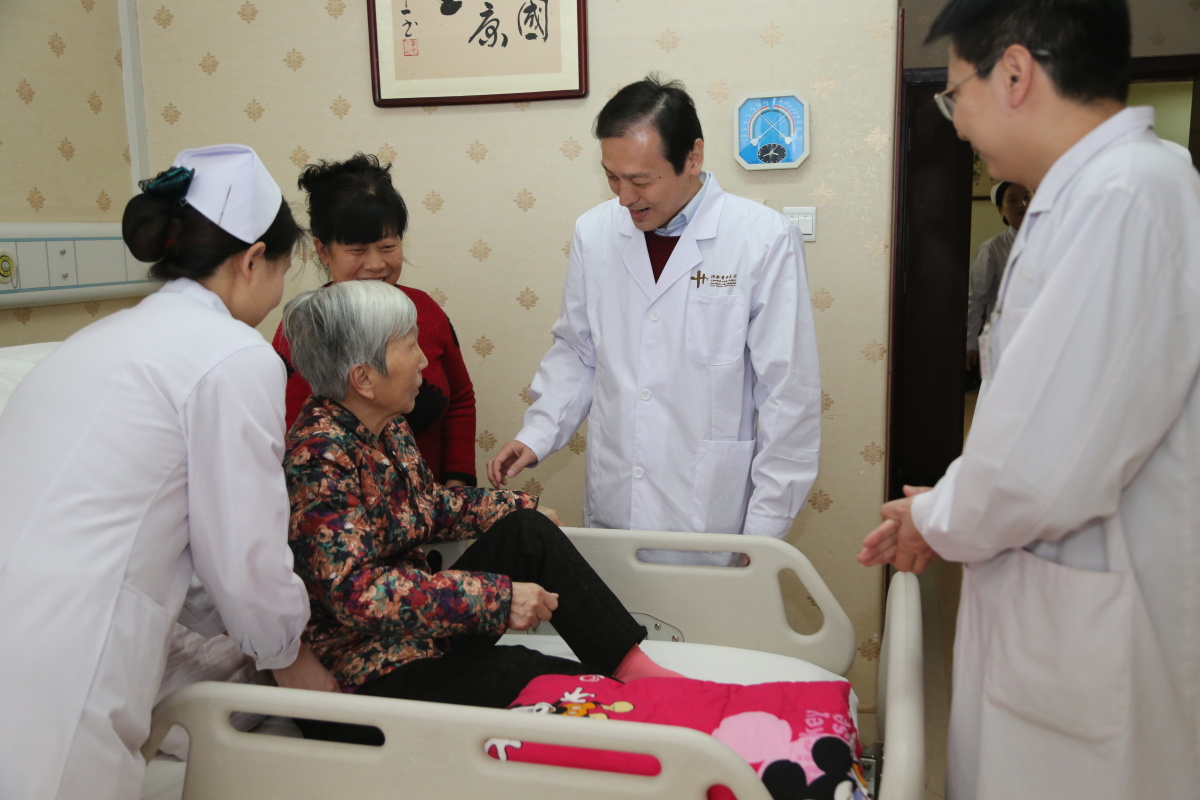 新冠肺炎谁冲在了一线,新冠肺炎冲在最前线的是谁