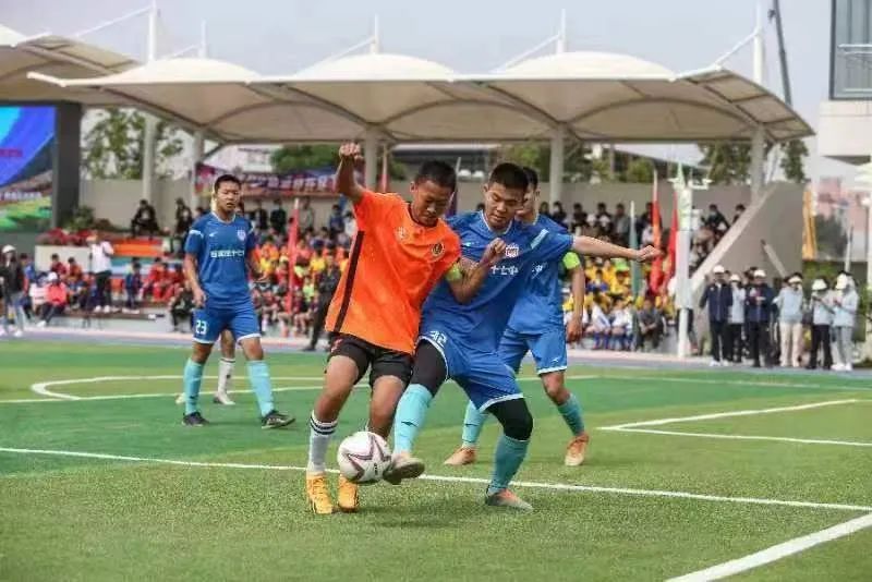 市第四高级中学足球比赛,中学足球联赛荣获冠军