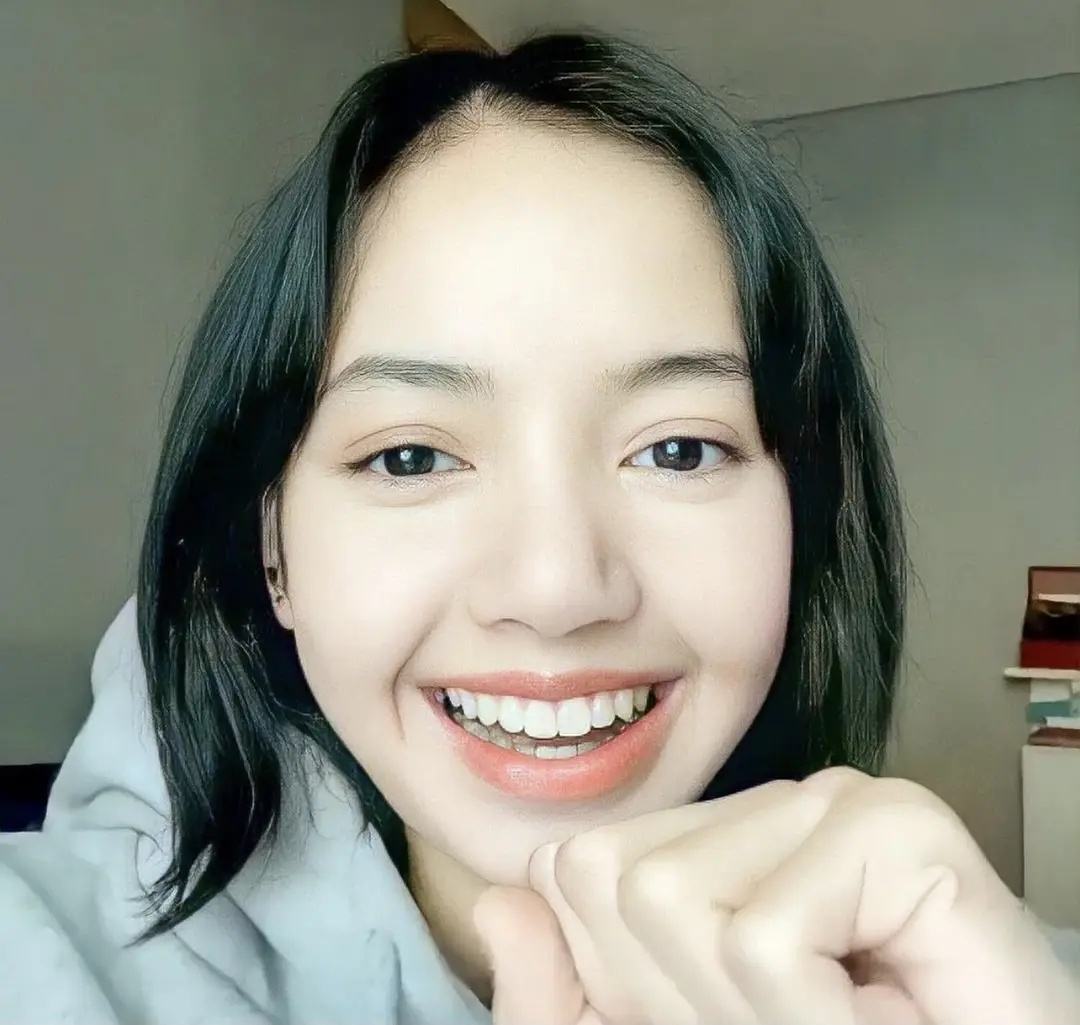 初见惊艳不已再见路人甲,初见惊艳再见路人甲