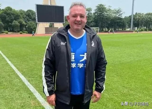 广州队换帅如换刀,广州队下赛季换主场