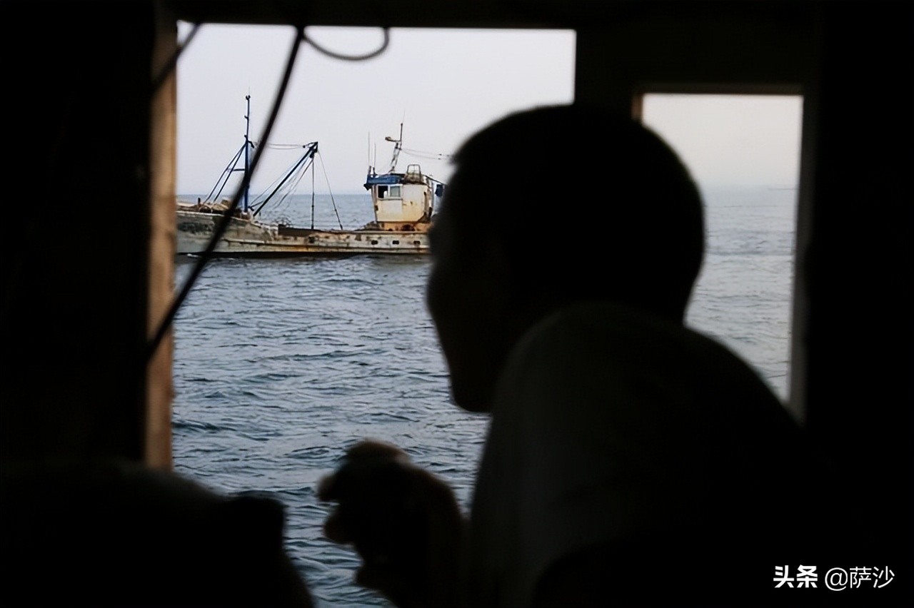 游轮抢劫案23人被杀,海盗抢劫杀害船员