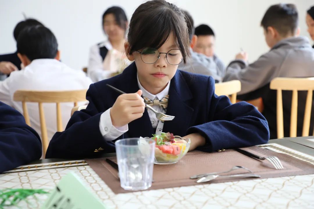 西餐礼仪|浸润式的学习，仪式感生活的开端