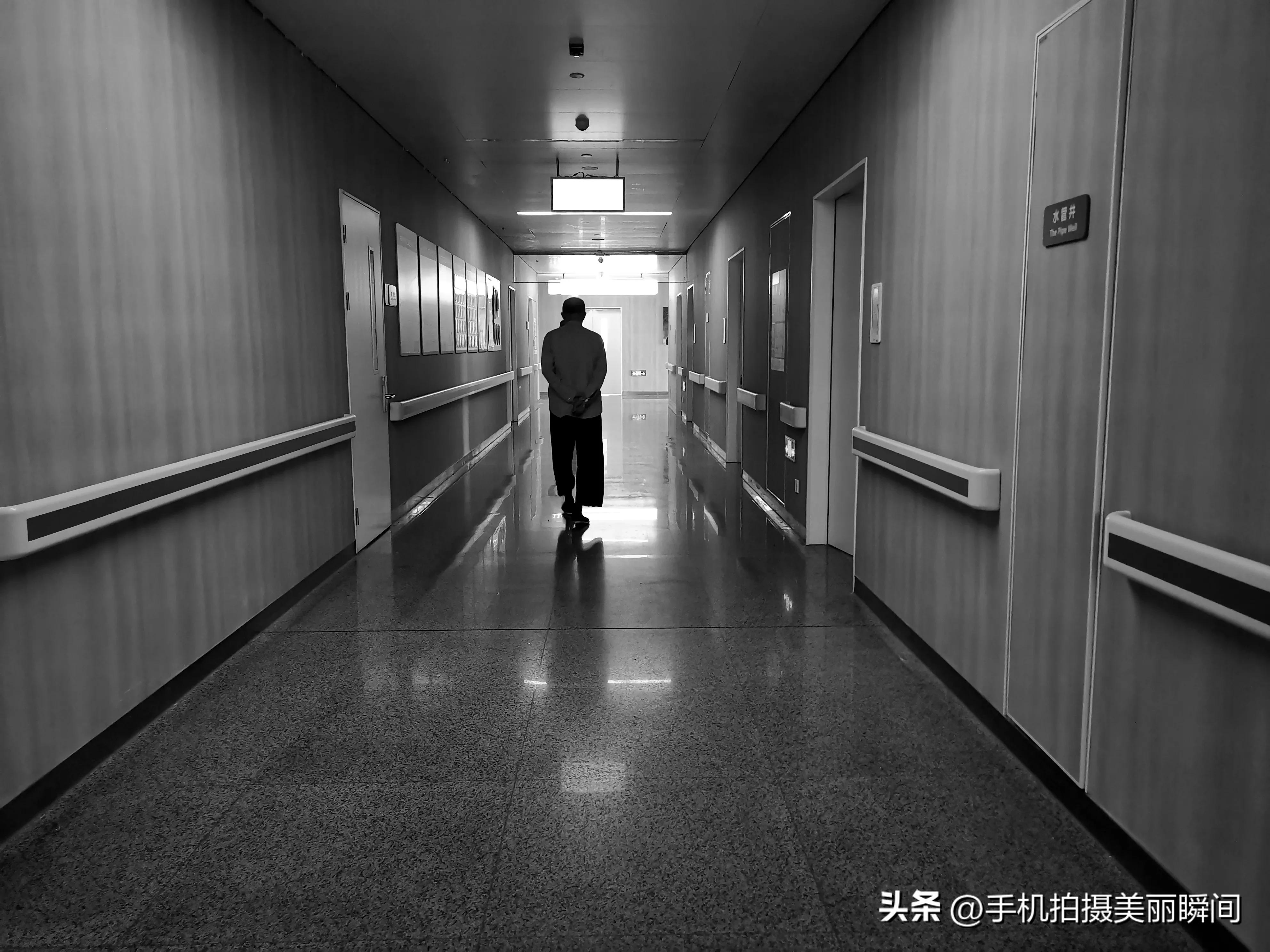 此起彼伏的呼噜声如雷贯耳,夜深了鼾声此起彼伏