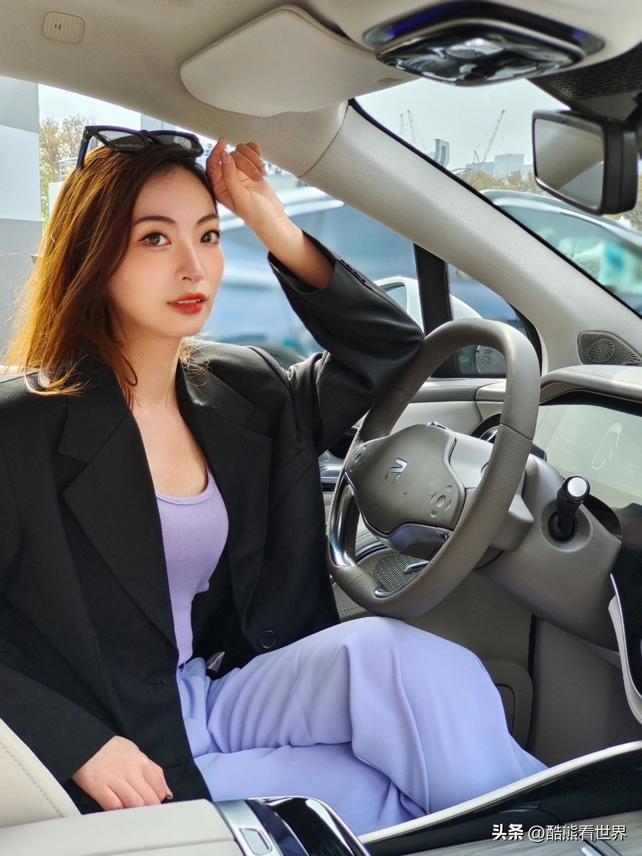 豪华纯电suv飞凡r7简介,大型豪华纯电suv飞凡r7