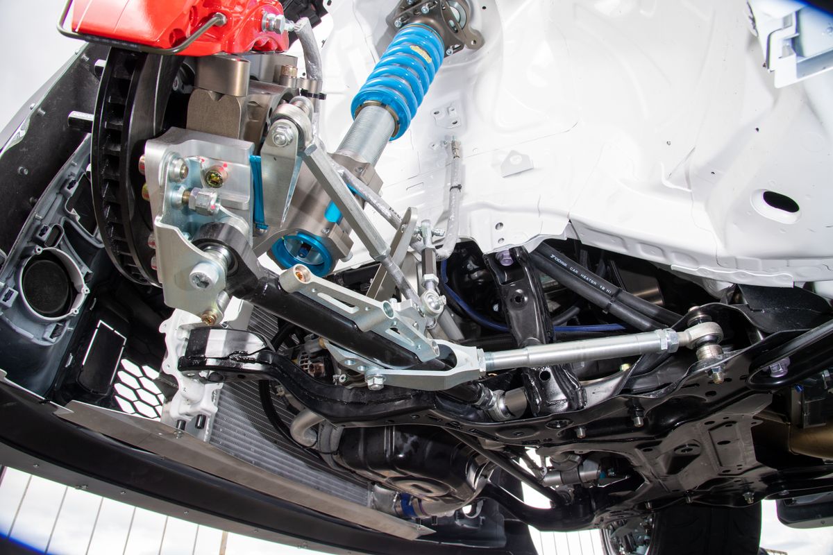 丰田yaris改装视频,丰田gryaris三缸