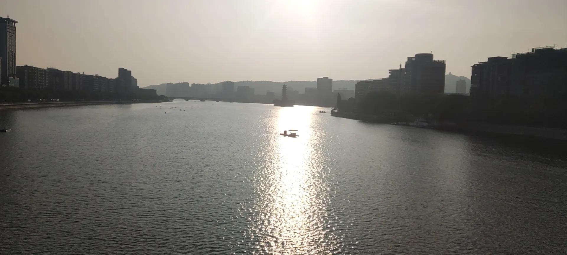 总有一条适合你的文案带英文,总有一条文案入你心