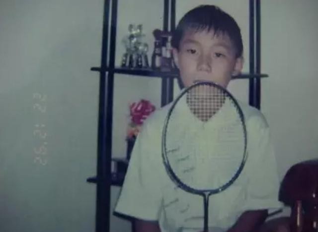 李宗伟患癌后复出视频,李宗伟早期鼻癌症状