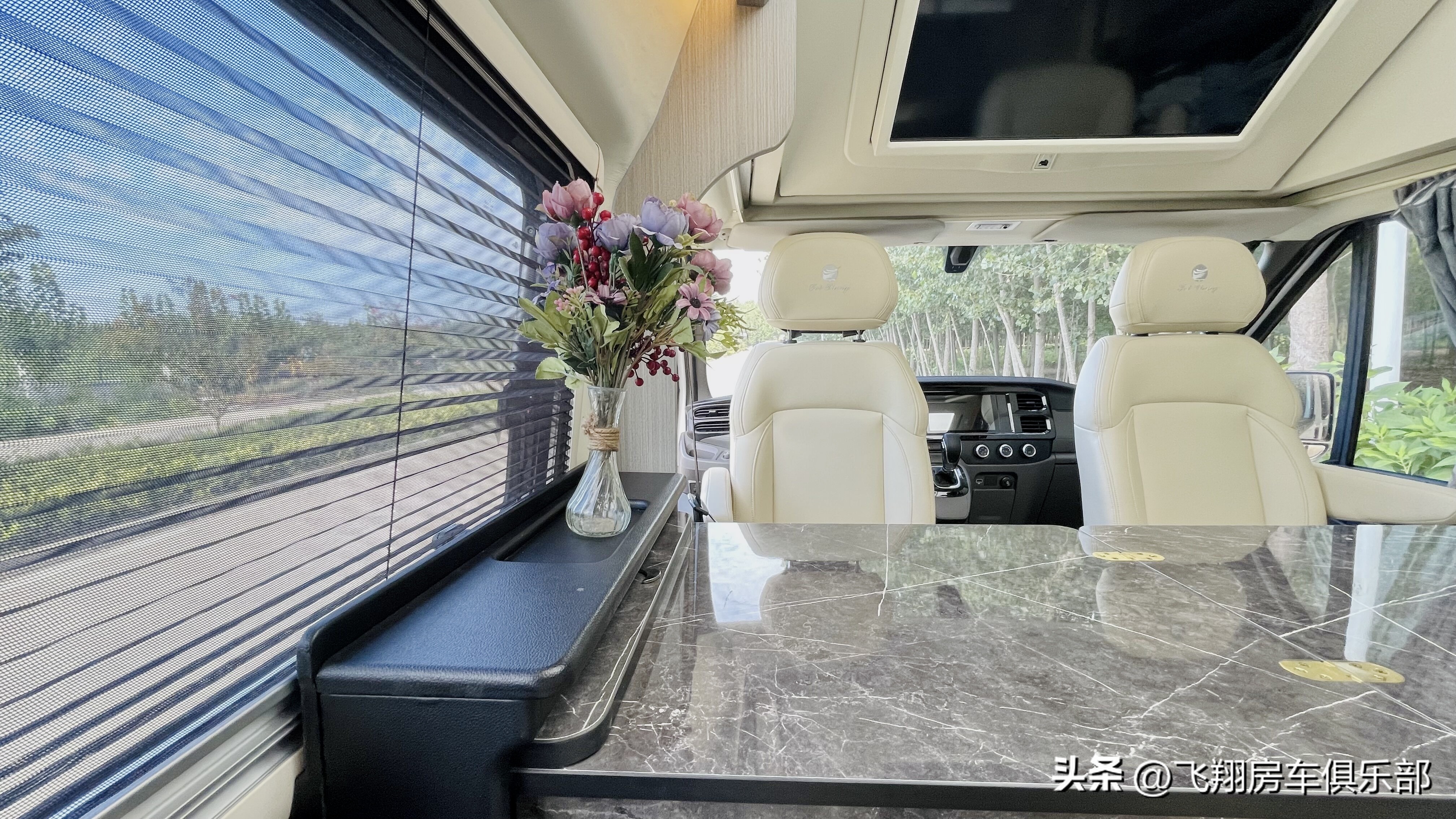 大空间房车二层别墅,福特新全顺房车6座4卧b型房车