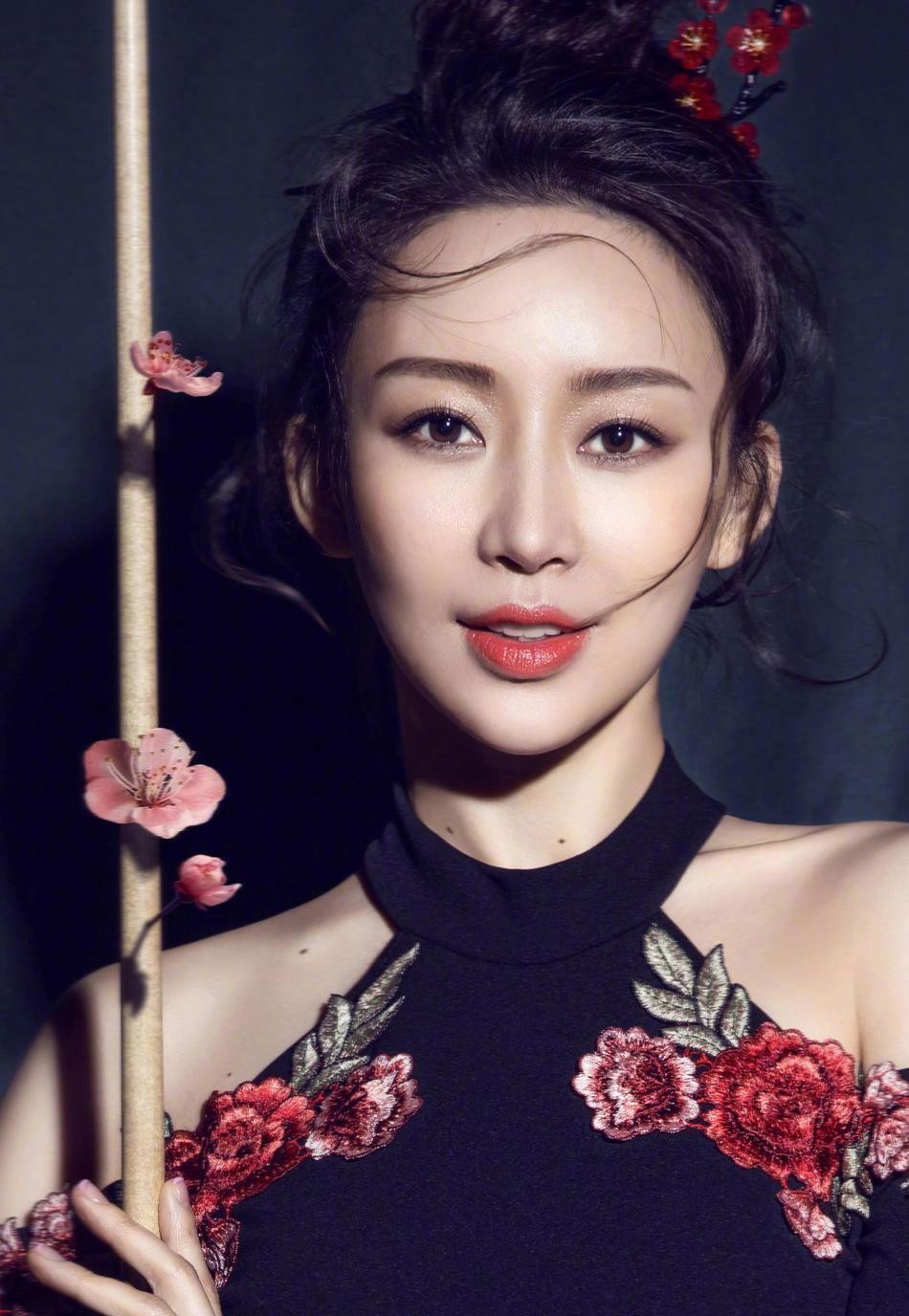 九球天后潘晓婷结婚了吗,九球潘晓婷婚姻