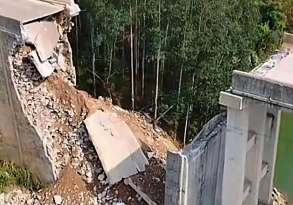 广西今年坍塌的大桥在什么地方,广西大桥坍塌最新消息