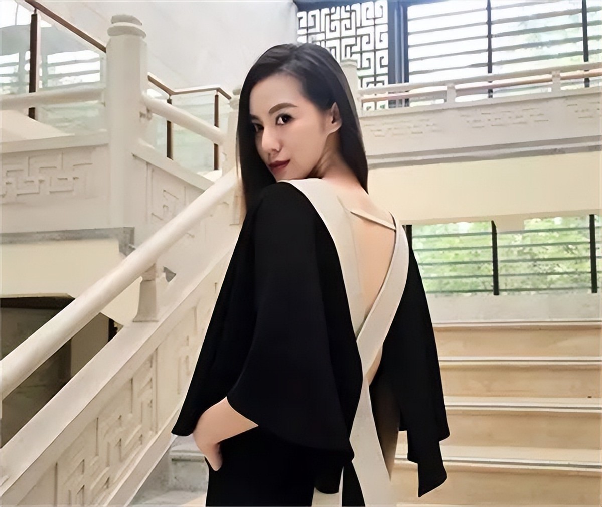 节目主持人苏畅个人资料,广西卫视主持人苏畅