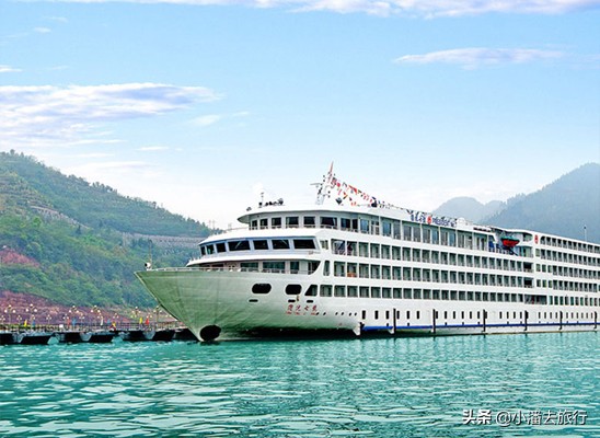怎么游长江三峡,乘坐长江三峡8天7晚游轮的价格