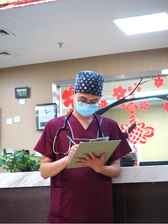 初夏花开医路有你——走进“男”能可贵的“男”丁格尔