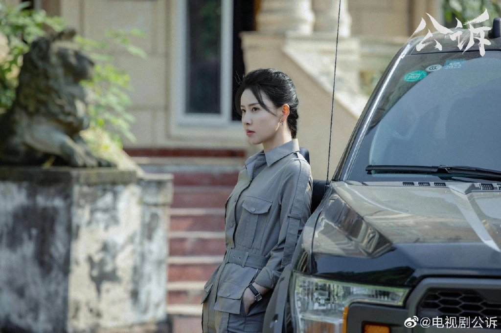 时装周秀场直击高级感穿搭,2019时装周秋冬流行服装造型分享